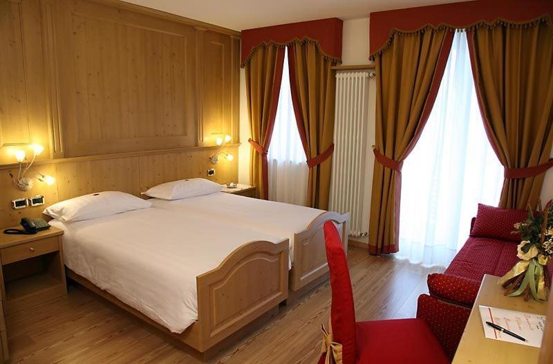 Hotel Gran Vacanze Rooms & Apartments Dimaro Værelse billede