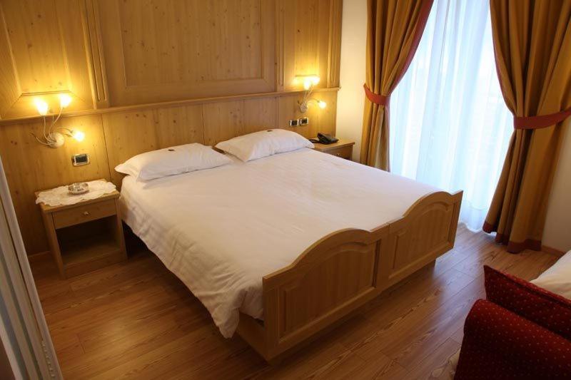 Hotel Gran Vacanze Rooms & Apartments Dimaro Værelse billede