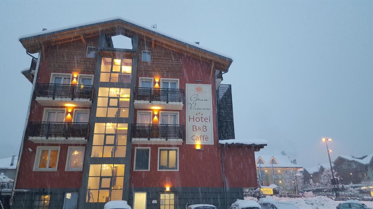 Hotel Gran Vacanze Rooms & Apartments Dimaro Eksteriør billede
